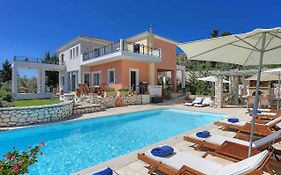 Villa Drepanou Bay
